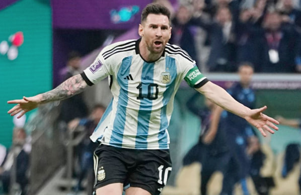 Cháy lưới nhận định về thiên tài bóng đá Lionel Messi